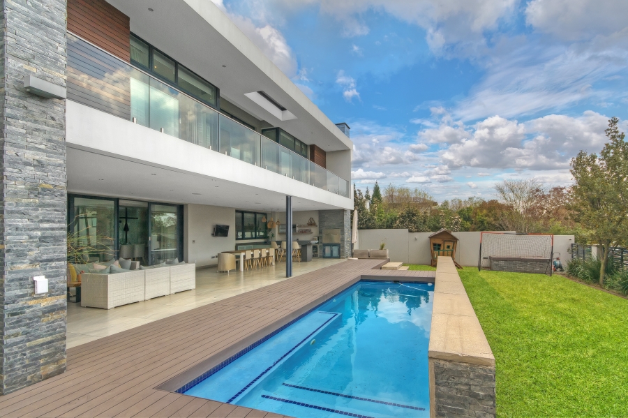 4 Bedroom Property for Sale in Waterfall Country Estate Gauteng