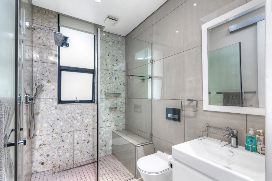 4 Bedroom Property for Sale in Waterfall Country Estate Gauteng