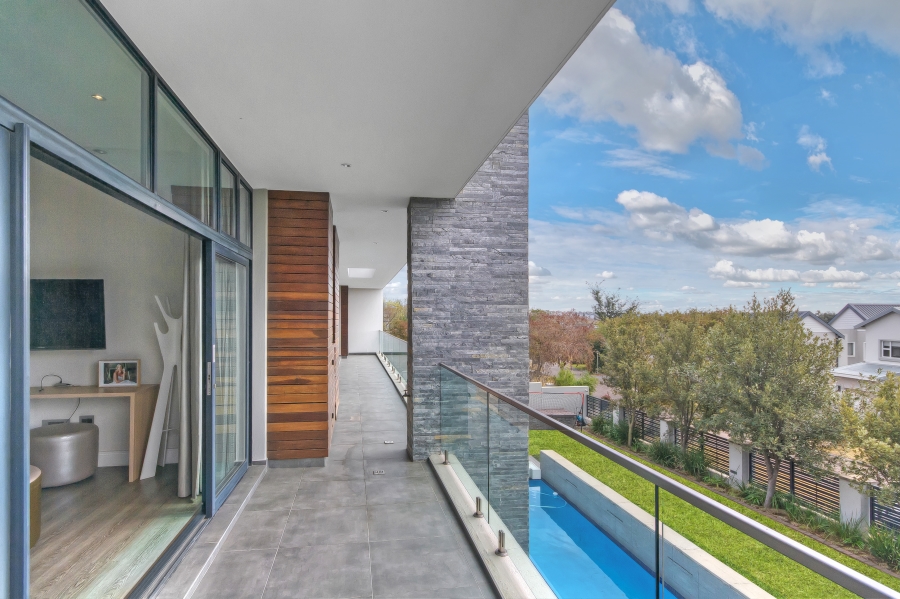 4 Bedroom Property for Sale in Waterfall Country Estate Gauteng