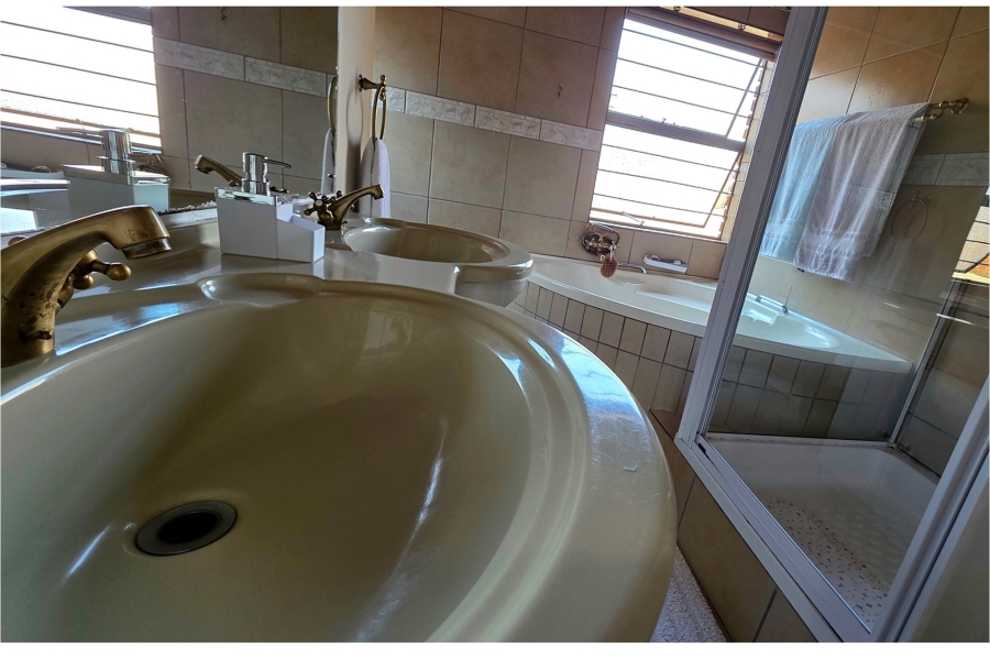 3 Bedroom Property for Sale in The Reeds Gauteng