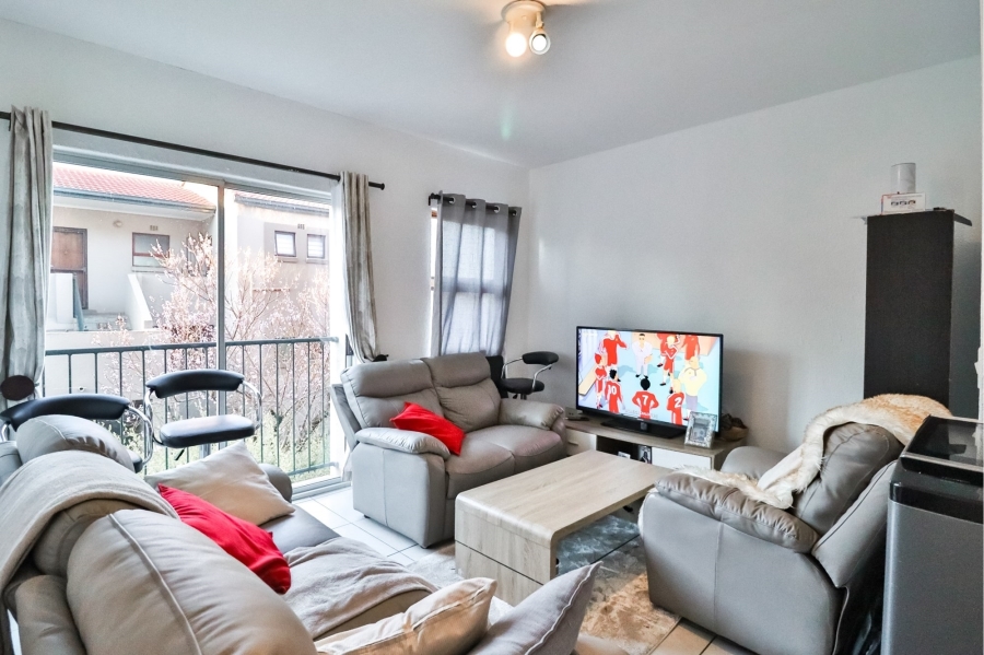 To Let 2 Bedroom Property for Rent in Wilro Park Gauteng