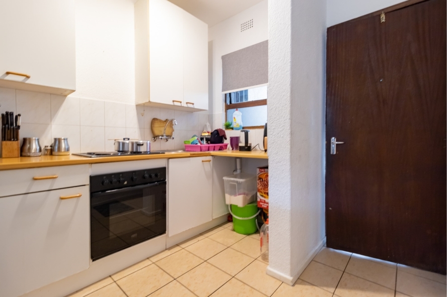 To Let 2 Bedroom Property for Rent in Wilro Park Gauteng