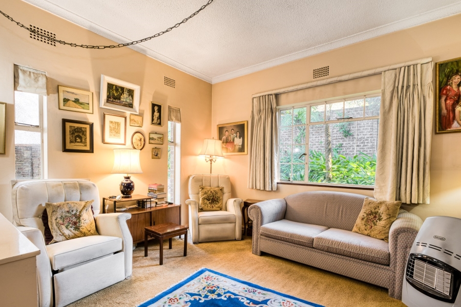 4 Bedroom Property for Sale in Oaklands Gauteng