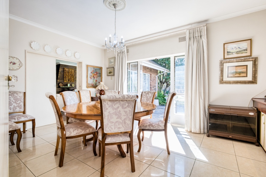 4 Bedroom Property for Sale in Oaklands Gauteng