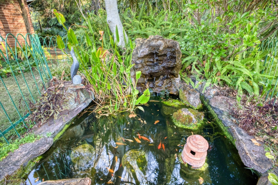 4 Bedroom Property for Sale in Oaklands Gauteng