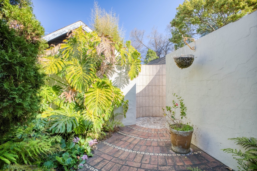 4 Bedroom Property for Sale in Oaklands Gauteng