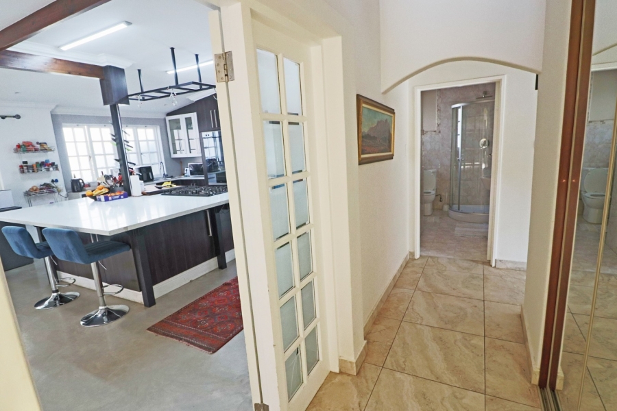 5 Bedroom Property for Sale in Bryanston Gauteng