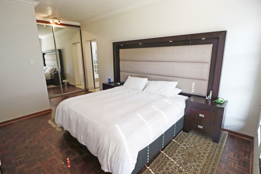 5 Bedroom Property for Sale in Bryanston Gauteng