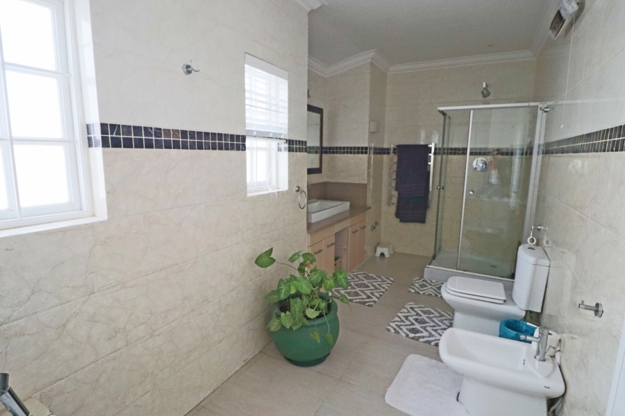 5 Bedroom Property for Sale in Bryanston Gauteng