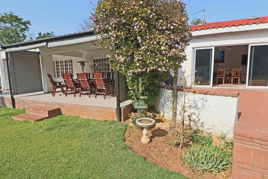 5 Bedroom Property for Sale in Bryanston Gauteng
