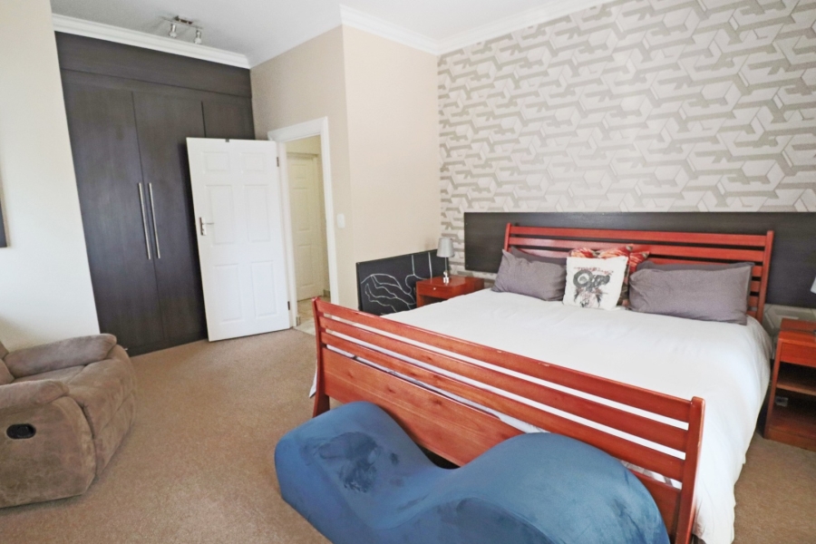 5 Bedroom Property for Sale in Bryanston Gauteng
