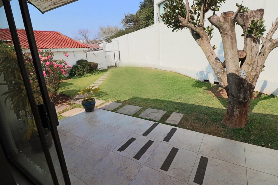 5 Bedroom Property for Sale in Bryanston Gauteng