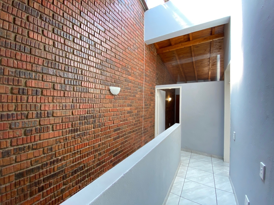 2 Bedroom Property for Sale in The Hill Gauteng