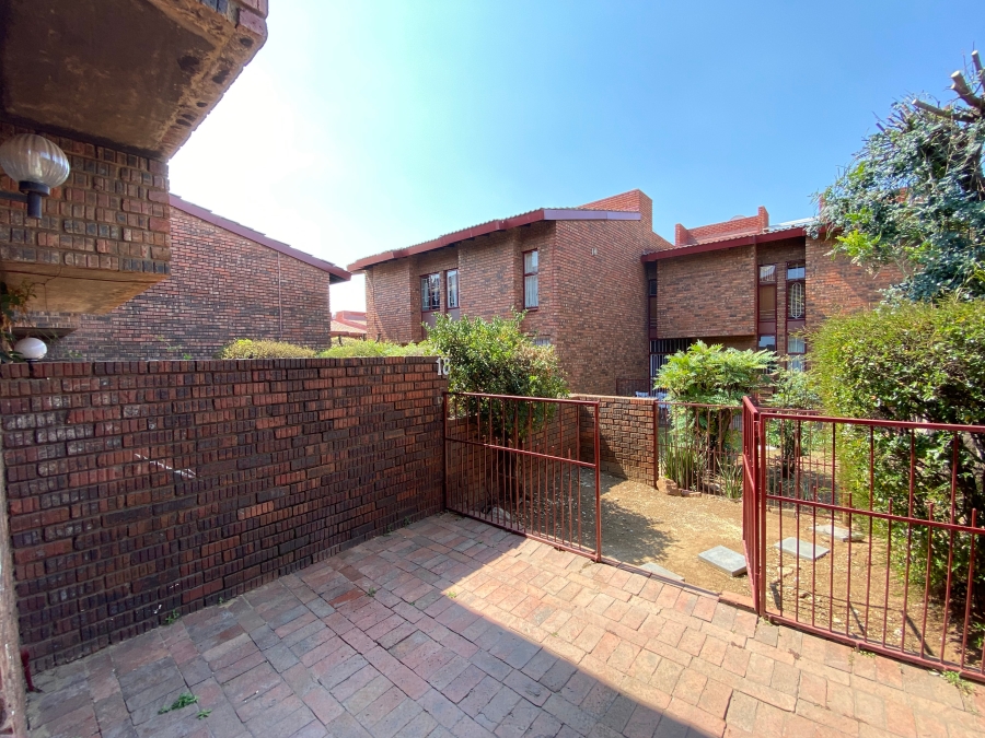 2 Bedroom Property for Sale in The Hill Gauteng