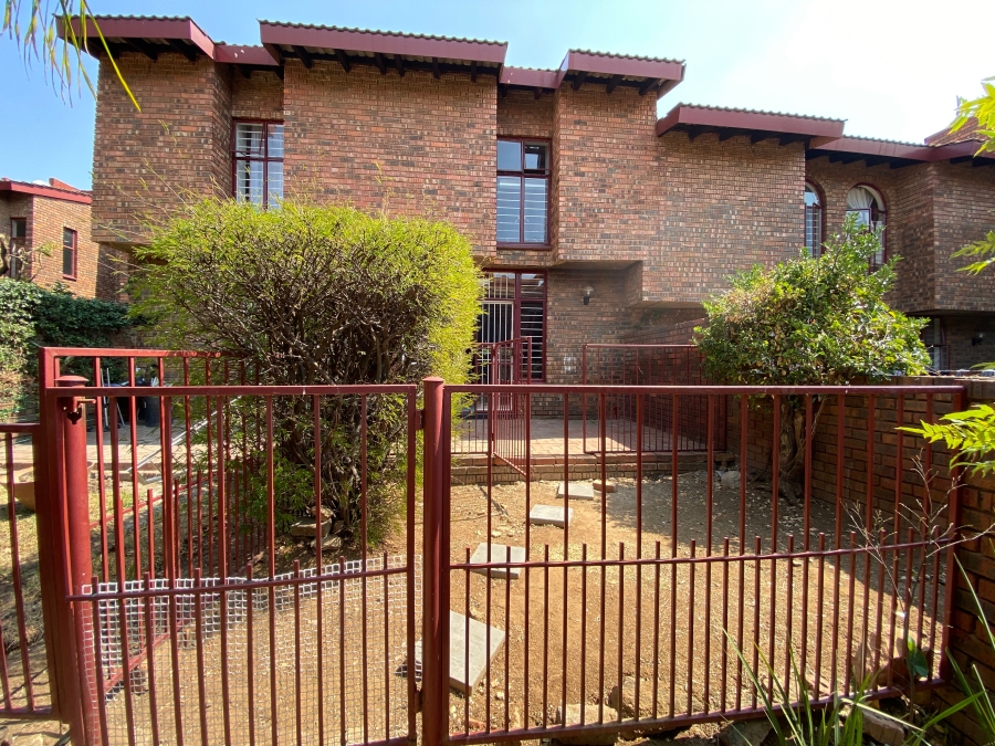 2 Bedroom Property for Sale in The Hill Gauteng
