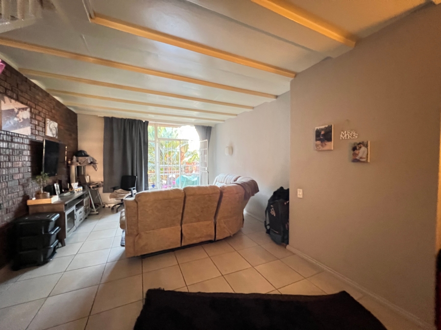 2 Bedroom Property for Sale in The Hill Gauteng