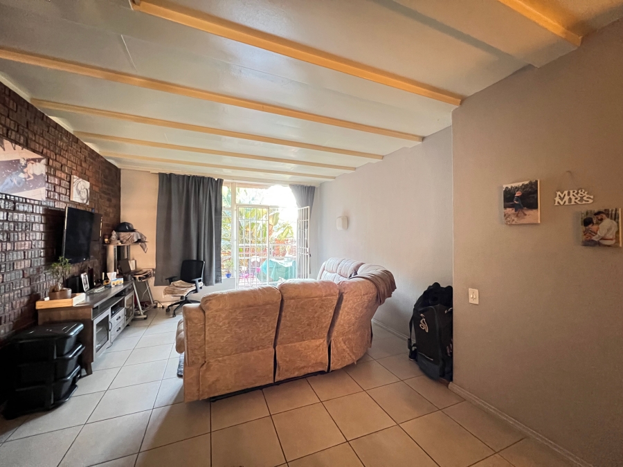 2 Bedroom Property for Sale in The Hill Gauteng
