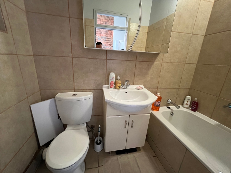 2 Bedroom Property for Sale in The Hill Gauteng