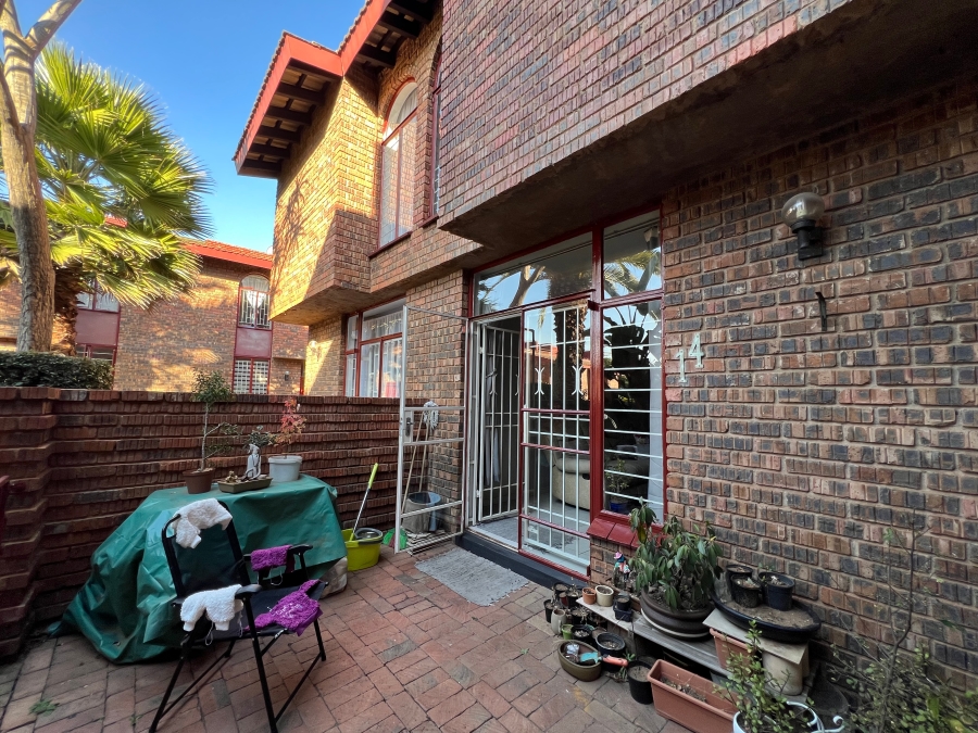 2 Bedroom Property for Sale in The Hill Gauteng