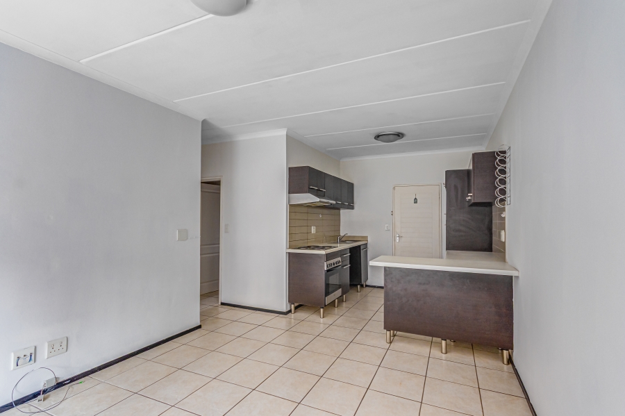 To Let 2 Bedroom Property for Rent in North Riding Gauteng