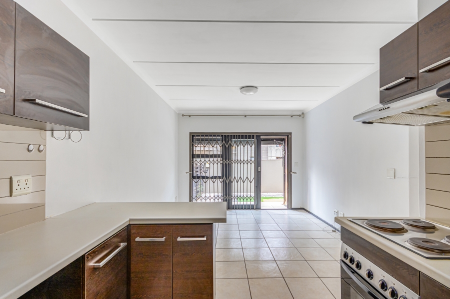 To Let 2 Bedroom Property for Rent in North Riding Gauteng