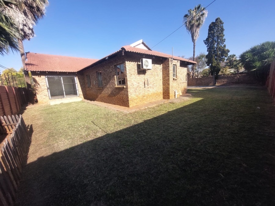 To Let 3 Bedroom Property for Rent in Doornpoort Gauteng