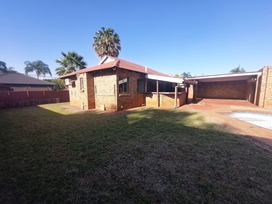 To Let 3 Bedroom Property for Rent in Doornpoort Gauteng