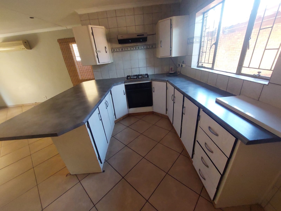 To Let 3 Bedroom Property for Rent in Doornpoort Gauteng