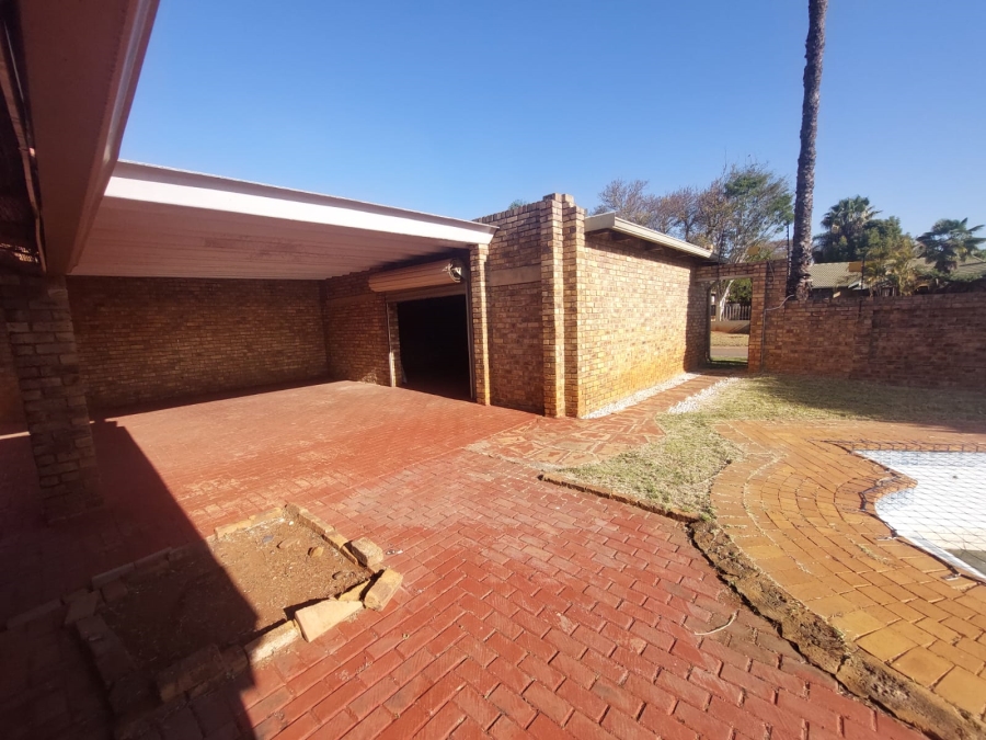 To Let 3 Bedroom Property for Rent in Doornpoort Gauteng