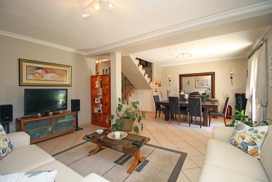 3 Bedroom Property for Sale in Dunsevern Gauteng