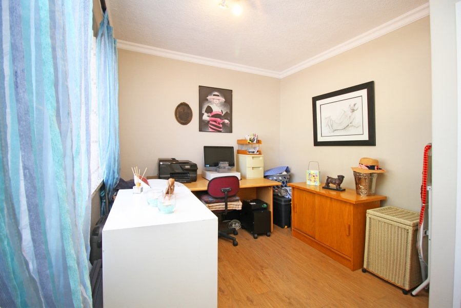 3 Bedroom Property for Sale in Dunsevern Gauteng