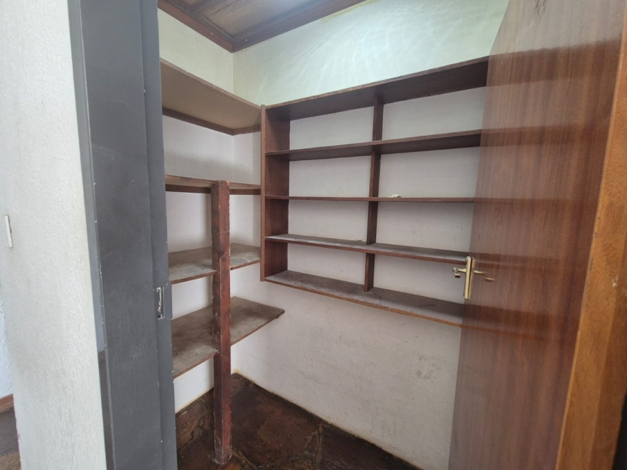 4 Bedroom Property for Sale in Wilro Park Gauteng