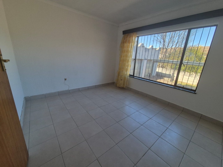 4 Bedroom Property for Sale in Wilro Park Gauteng