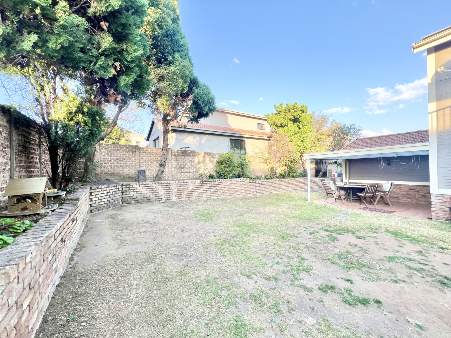 4 Bedroom Property for Sale in Halfway Gardens Gauteng