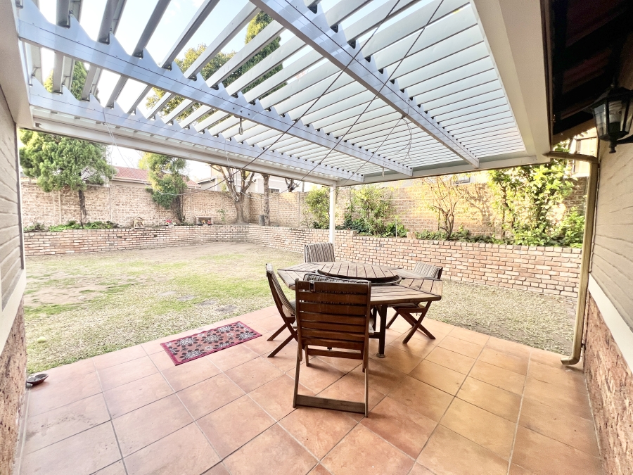 4 Bedroom Property for Sale in Halfway Gardens Gauteng