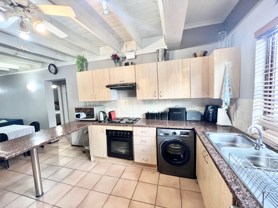 4 Bedroom Property for Sale in Halfway Gardens Gauteng