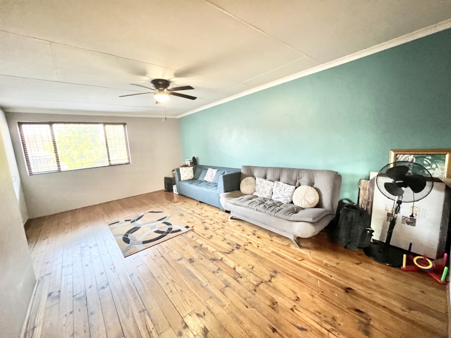 4 Bedroom Property for Sale in Halfway Gardens Gauteng
