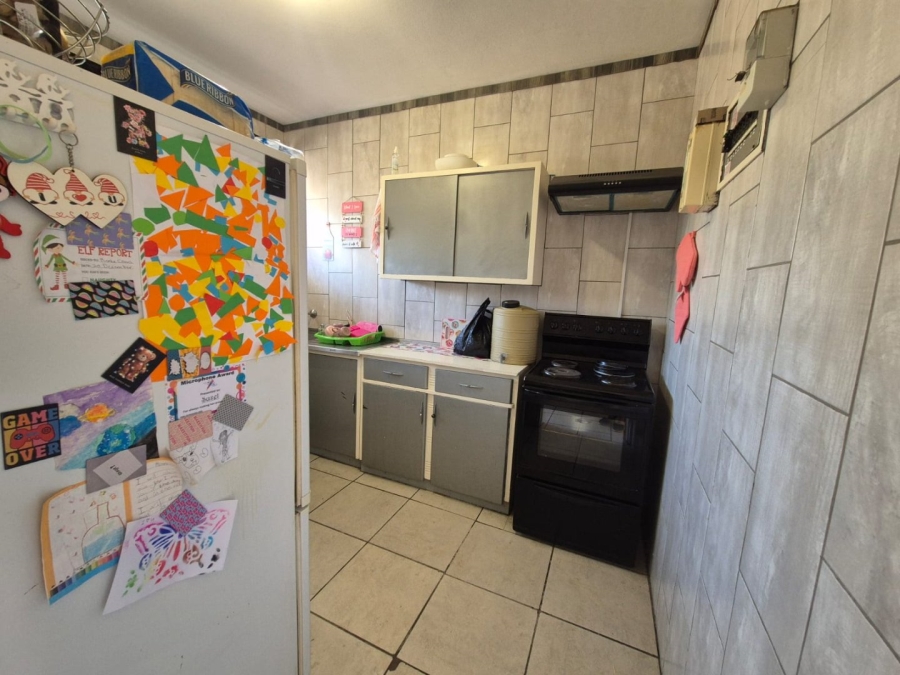 2 Bedroom Property for Sale in Greenhills Gauteng