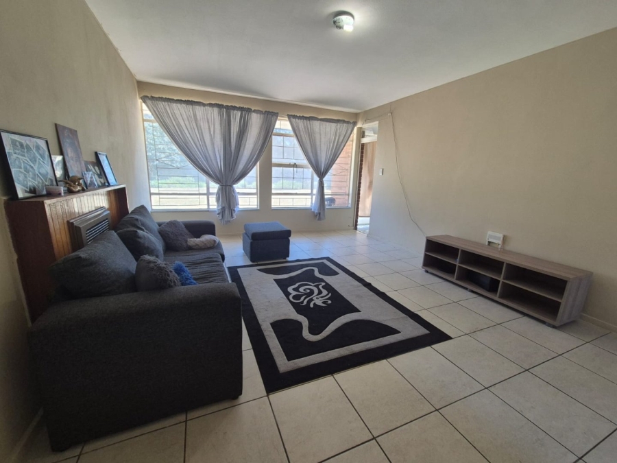2 Bedroom Property for Sale in Greenhills Gauteng