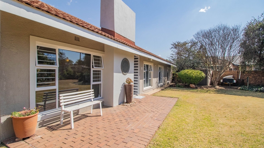 3 Bedroom Property for Sale in Farrarmere Gauteng