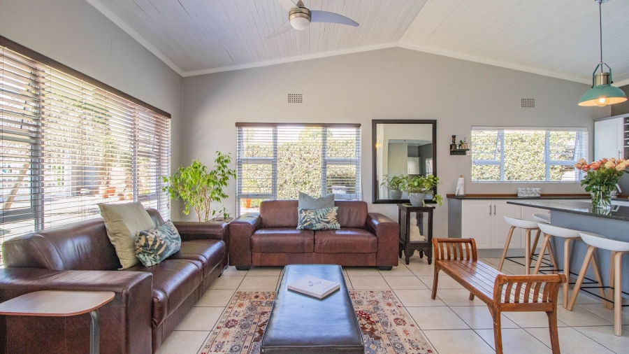 3 Bedroom Property for Sale in Farrarmere Gauteng