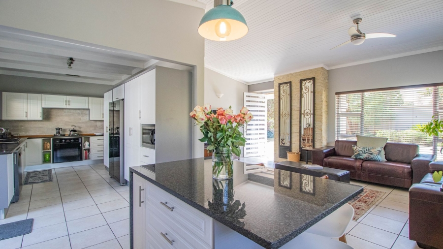 3 Bedroom Property for Sale in Farrarmere Gauteng