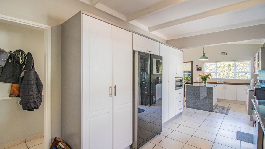 3 Bedroom Property for Sale in Farrarmere Gauteng
