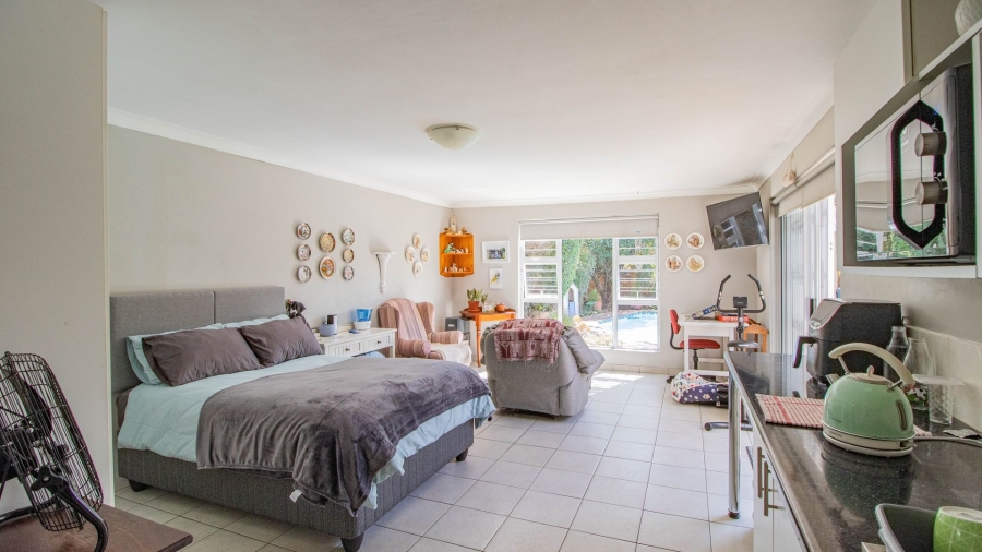 3 Bedroom Property for Sale in Farrarmere Gauteng