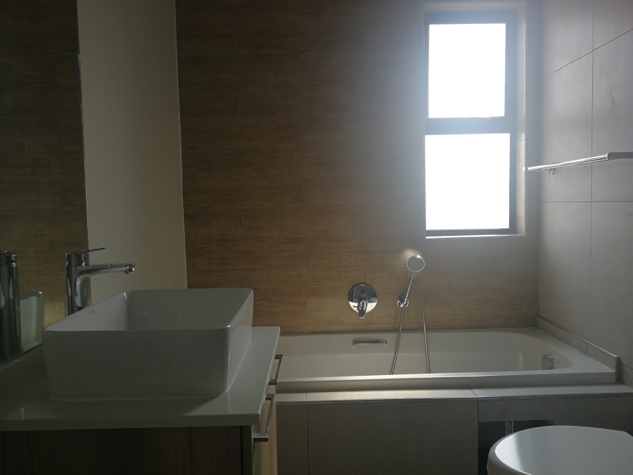 1 Bedroom Property for Sale in Modderfontein Gauteng