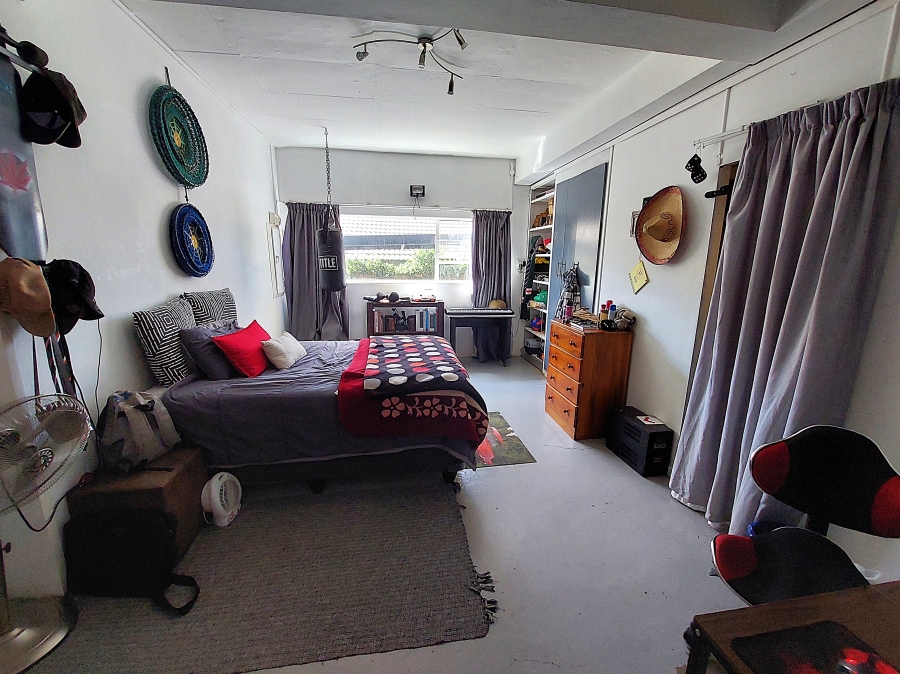 5 Bedroom Property for Sale in Erasmusrand Gauteng