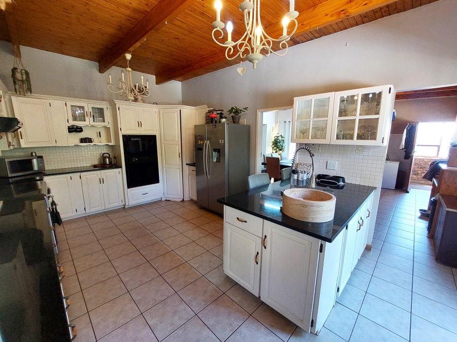5 Bedroom Property for Sale in Erasmusrand Gauteng