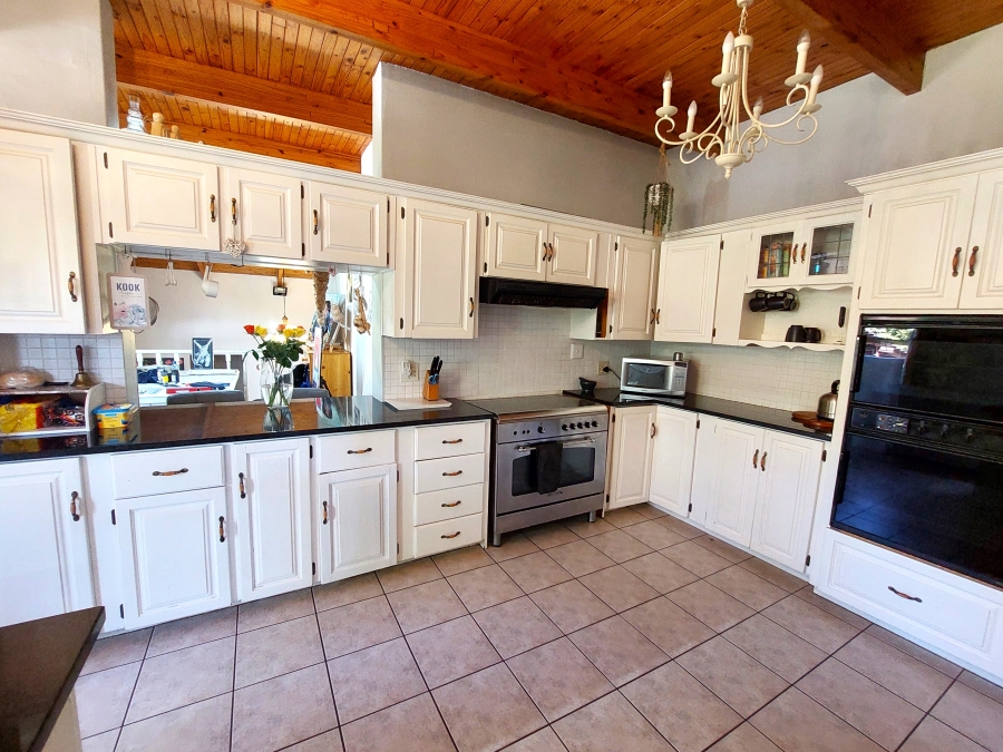 5 Bedroom Property for Sale in Erasmusrand Gauteng