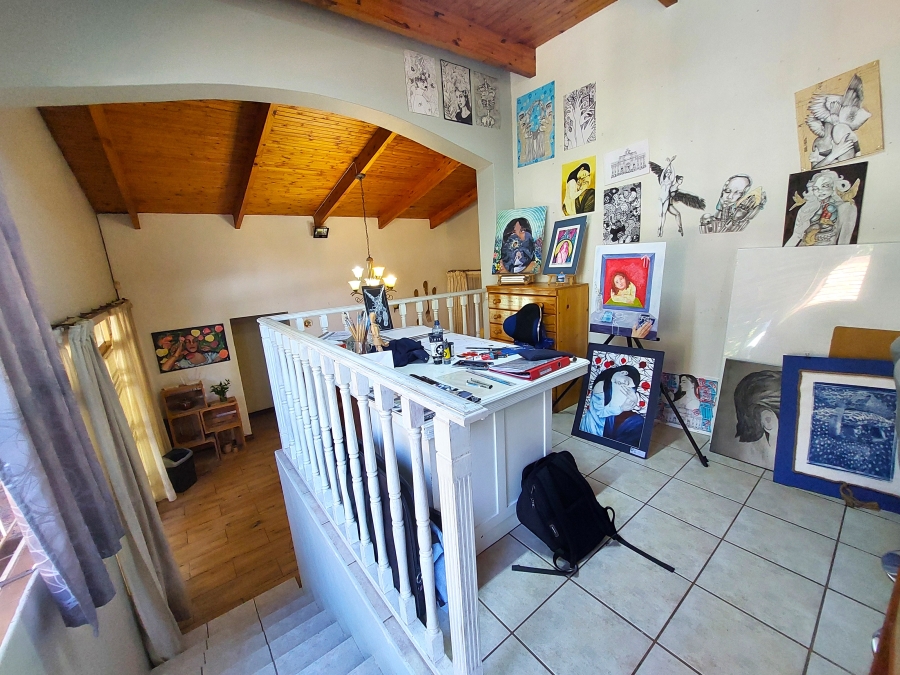 5 Bedroom Property for Sale in Erasmusrand Gauteng