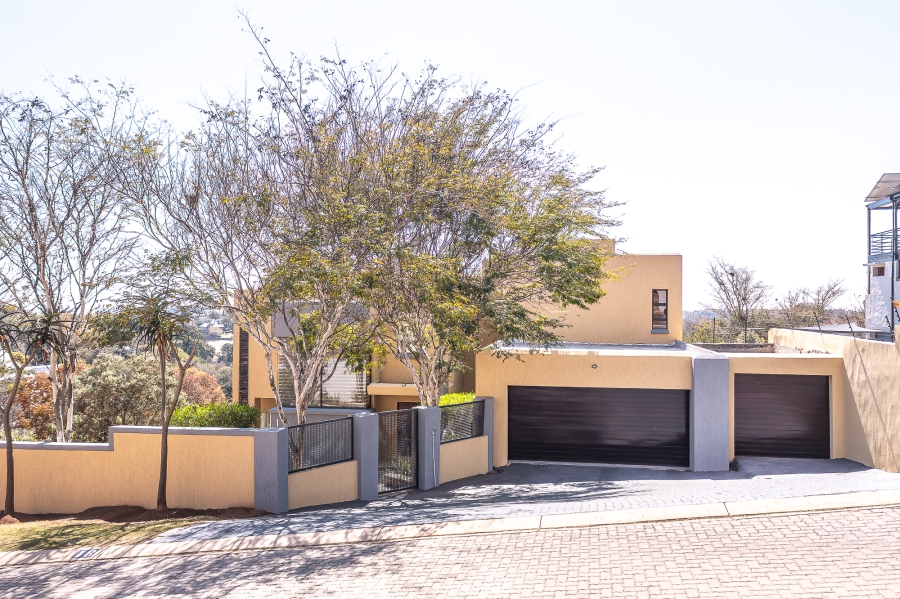3 Bedroom Property for Sale in Protea Ridge Gauteng